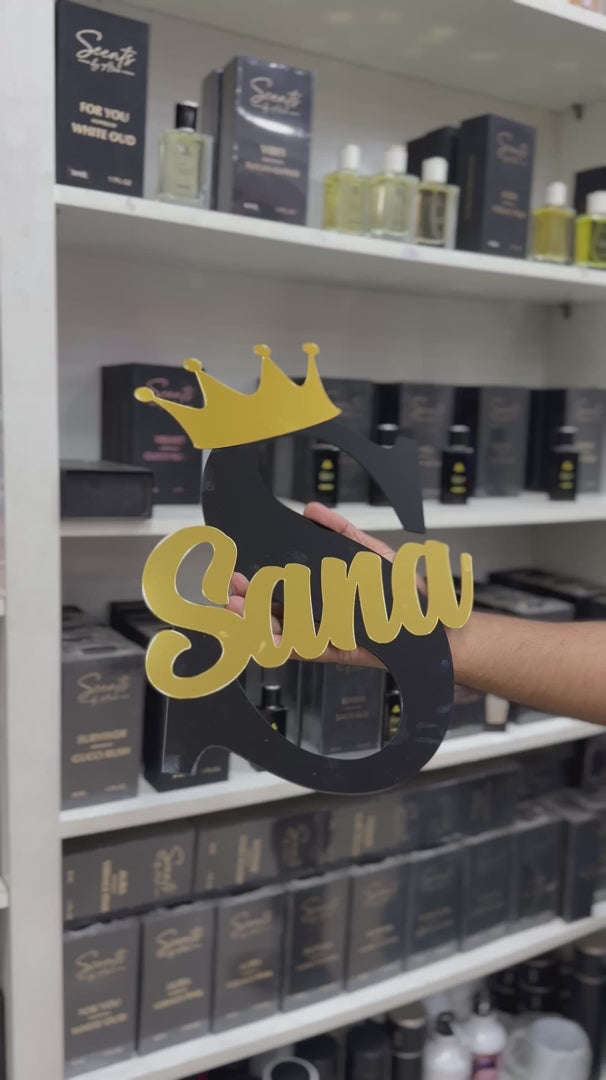Signature Name Display